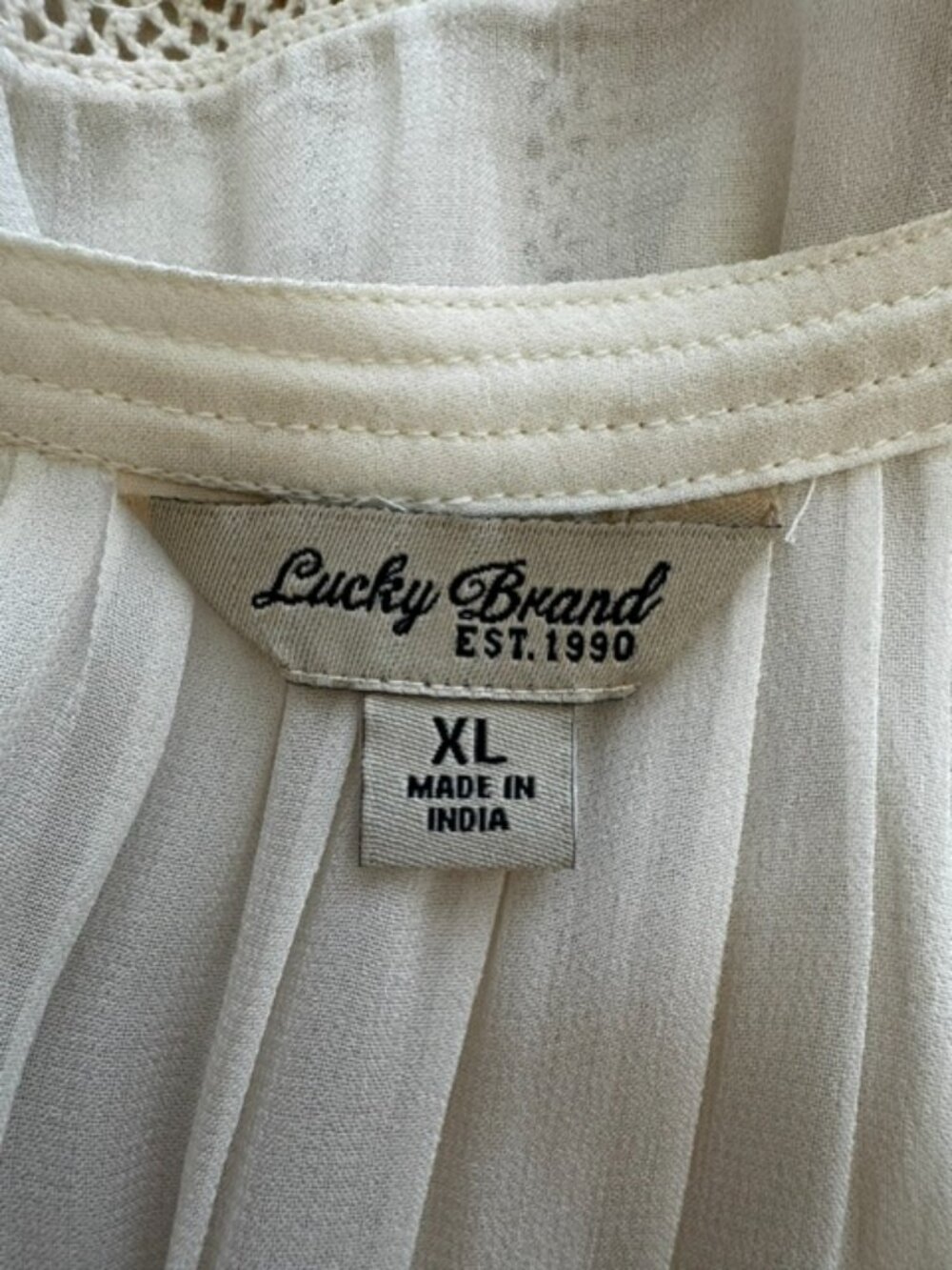 Lucky Brand Ivory Button-up Blouse  XL - Picture 5 of 9
